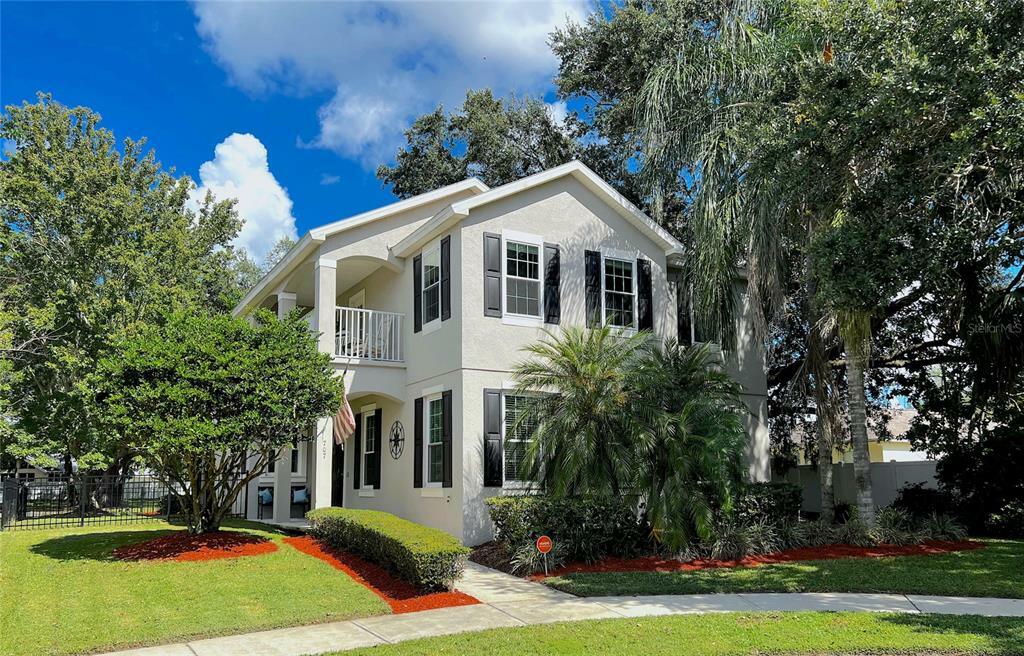 Property Photo:  707 Chase Oaks Court  FL 34787 