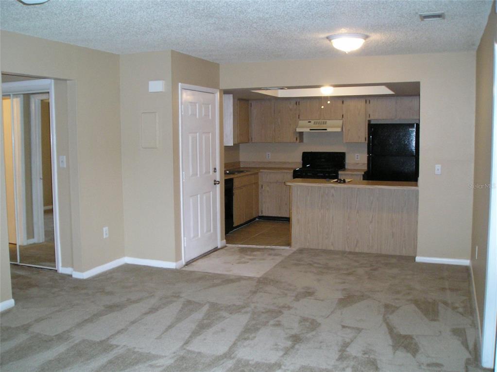 Property Photo:  4106 Ashford Green Place H204  FL 33613 