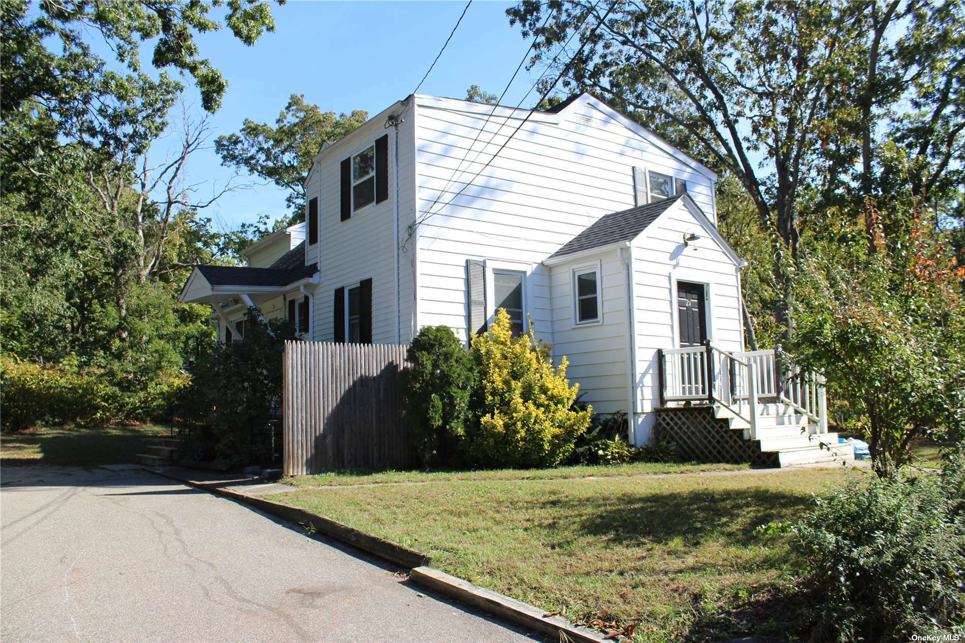 Property Photo: 21 Shore Dr E NY 11772