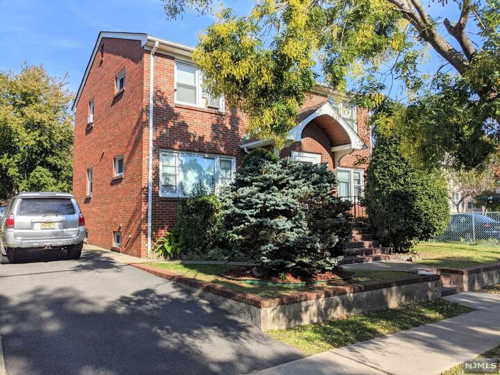 33 Dankoff Avenue  Wallington NJ 07057 photo