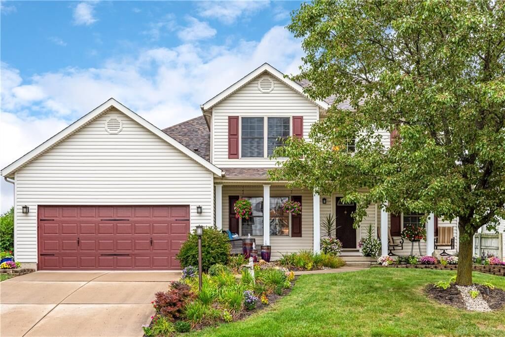 Property Photo: 3951 Saddle Ridge Circle OH 45424