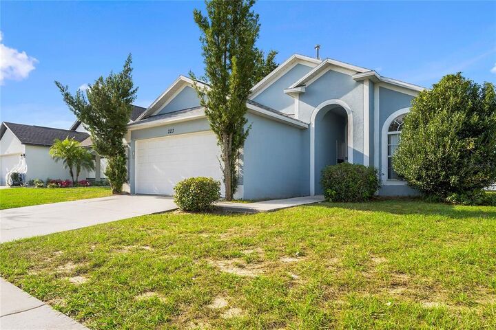 Property Photo: 223 Ronaldale Avenue FL 33844