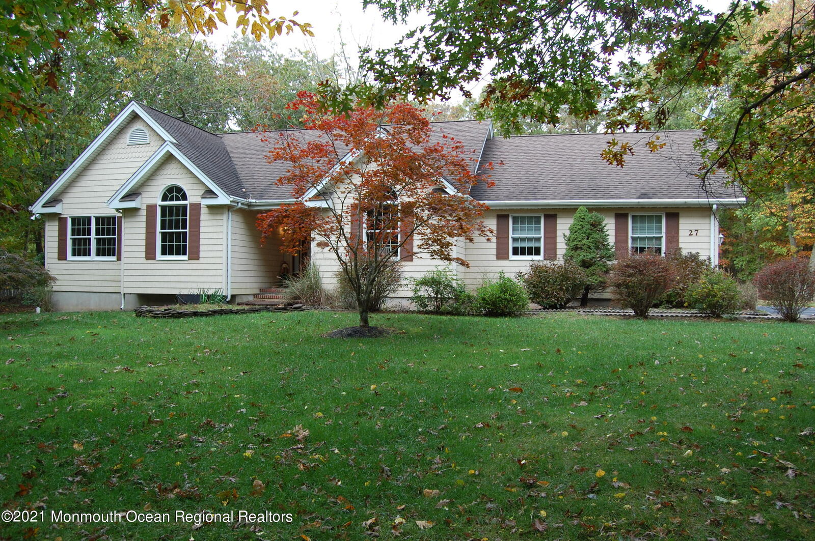 Property Photo:  27 Lincoln Avenue  NJ 08005 