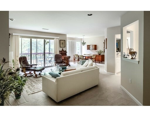 Property Photo:  770 Salisbury St 565  MA 01609 