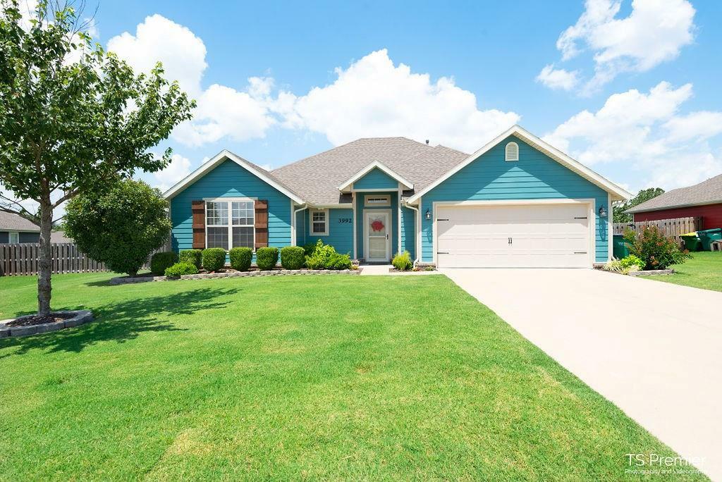 Property Photo:  3992 Grand Valley Drive  AR 72764 
