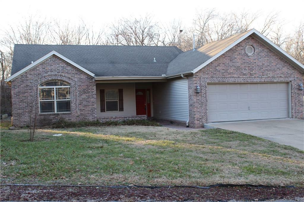 Property Photo:  1 Holt Lane  AR 72715 