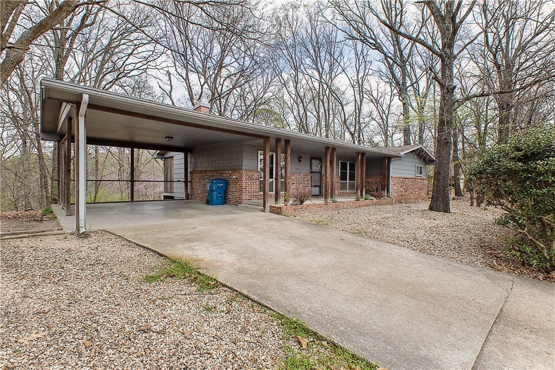 Property Photo:  21 N Cerney Lane  AR 72714 