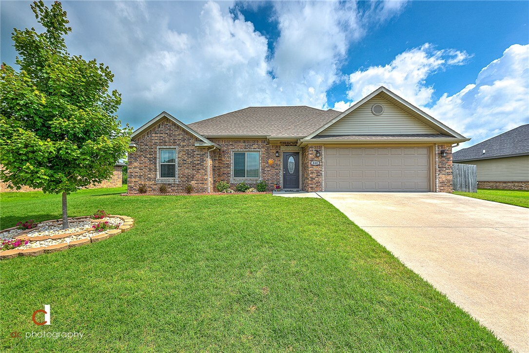 Property Photo:  840 Iroquois Drive  AR 72753 