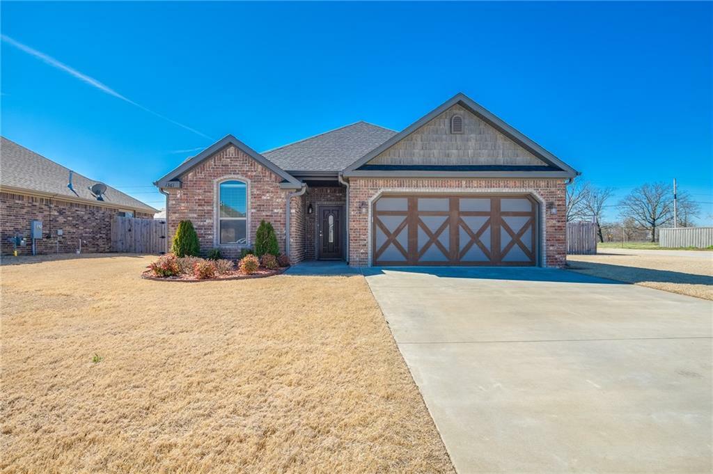 Property Photo: 1361 Shook Drive AR 72718