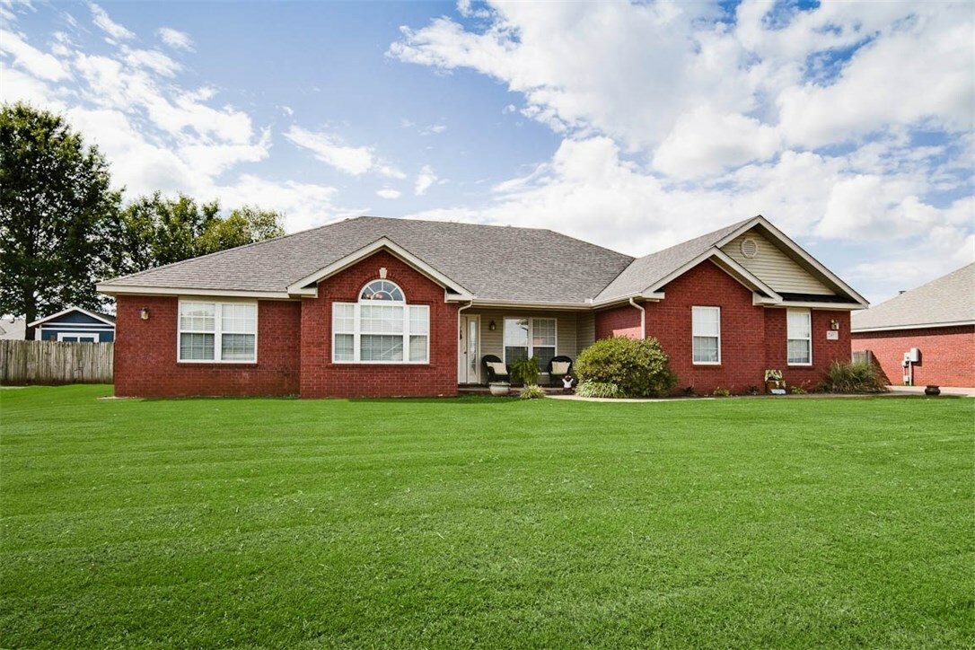 Property Photo:  249 Pine Meadow Drive  AR 72730 