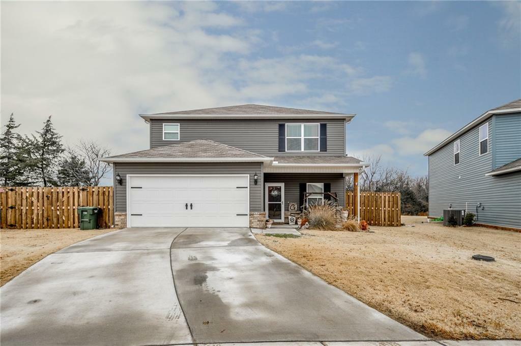 Property Photo: 5066 W Claxton Circle AR 72704