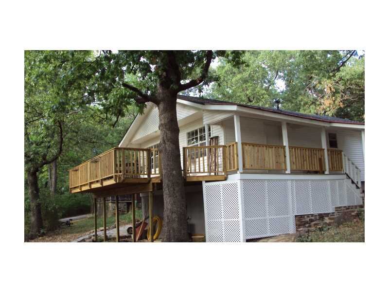 Property Photo: 2180 N College Avenue AR 72703