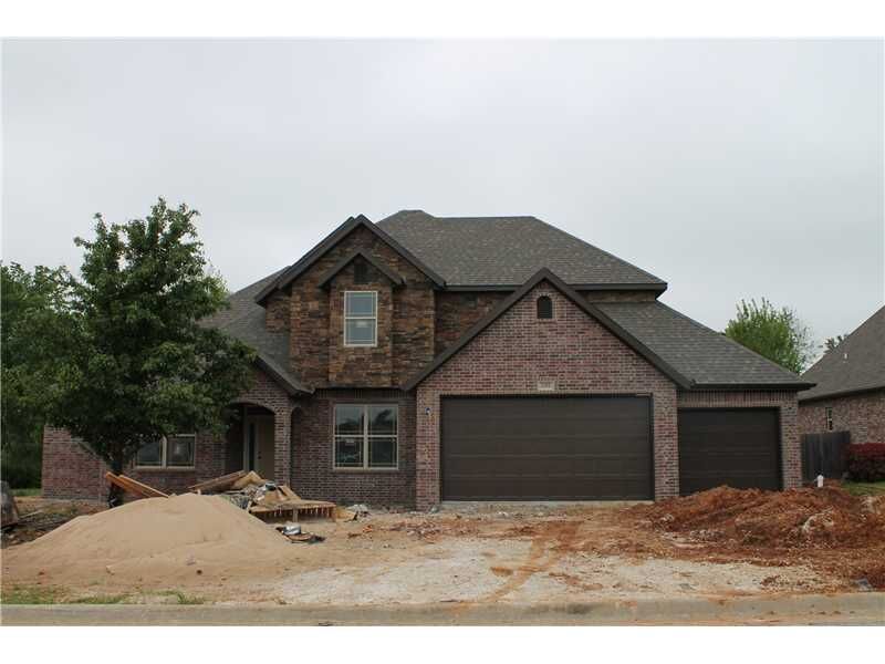 Property Photo: 2265 Hosta Street AR 72704