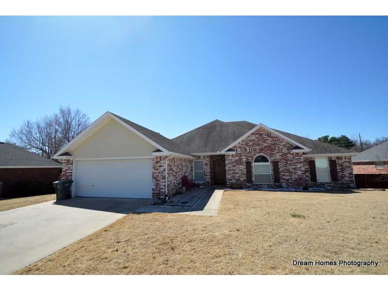 Property Photo: 2197 N Aspen Drive AR 72703