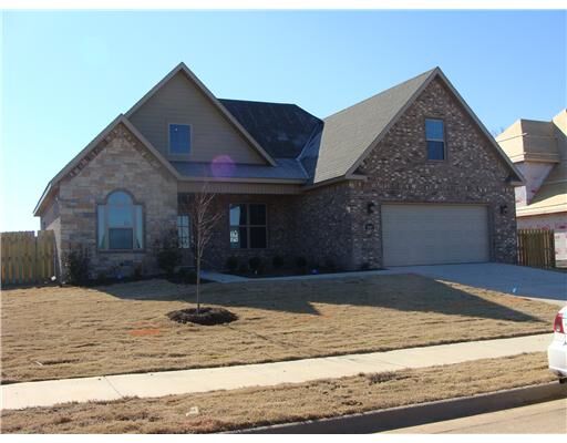 Property Photo:  3803 SW Gemstone Boulevard  AR 72712 