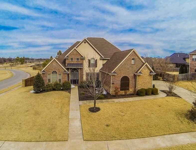 Property Photo:  6601 Silverthorne Lane  AR 72758 