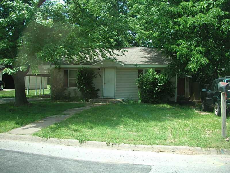 Property Photo:  535 & 537 S Washington Avenue  AR 72701 