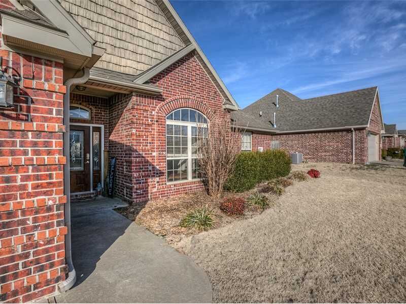 Property Photo: 251 Essex Way AR 72719