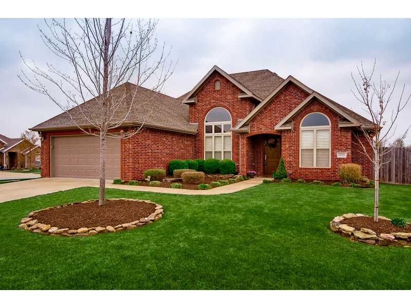 Property Photo: 2579 N Brush Creek Drive AR 72704