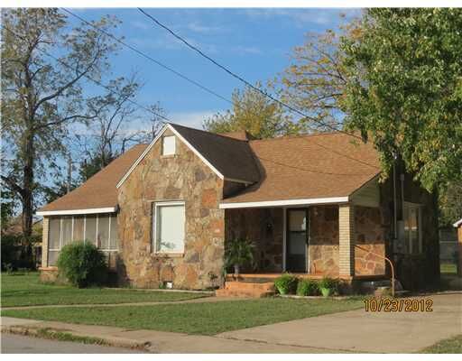 Property Photo:  108 Putman Street  AR 72764 