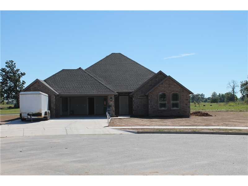 Property Photo: 1800 Brooks Place AR 72758