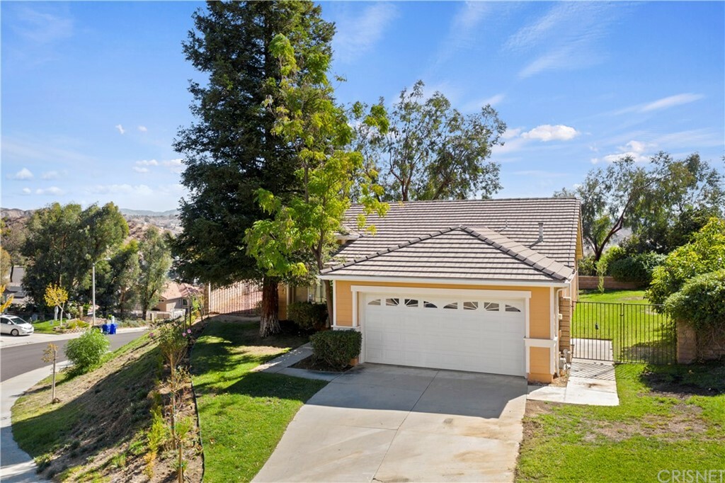 Property Photo:  27824 Villa Canyon Road  CA 91384 