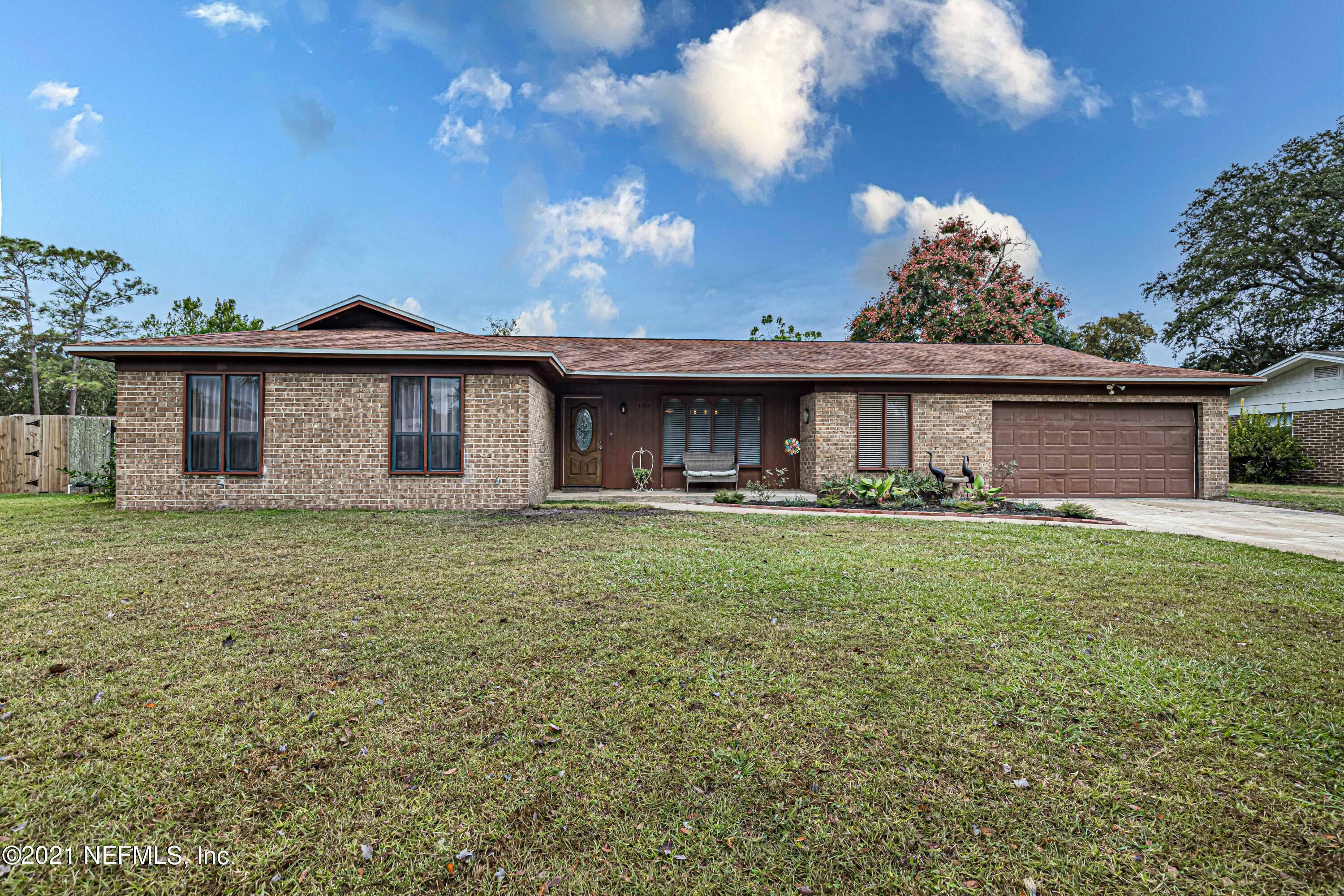 Property Photo:  3459 Red Oak Circle E  FL 32073 