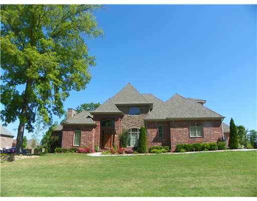 Property Photo:  4 Queensborough Lane  AR 72758 