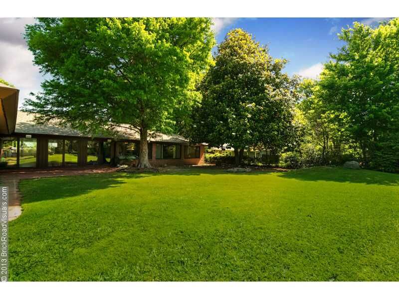 Property Photo:  1323 Emma Avenue  AR 72762 