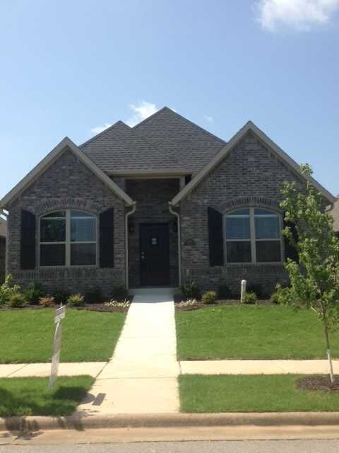 Property Photo:  3201 SW Stoneway Avenue  AR 72712 