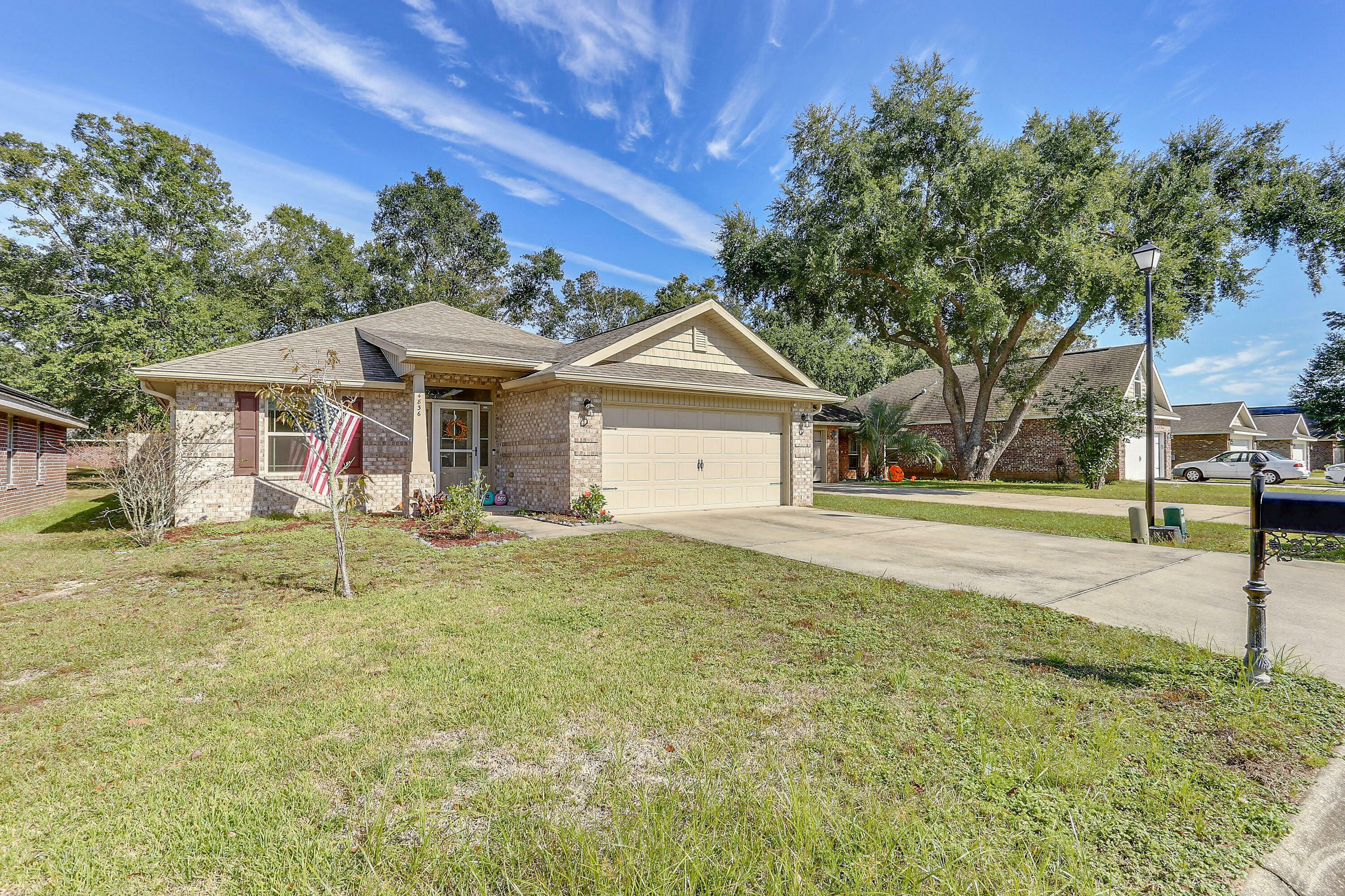 Property Photo:  4836 Covenant Circle  FL 32571 