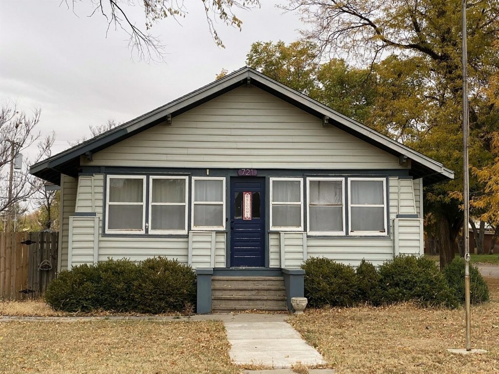 Property Photo:  721 Main Street  KS 67838 