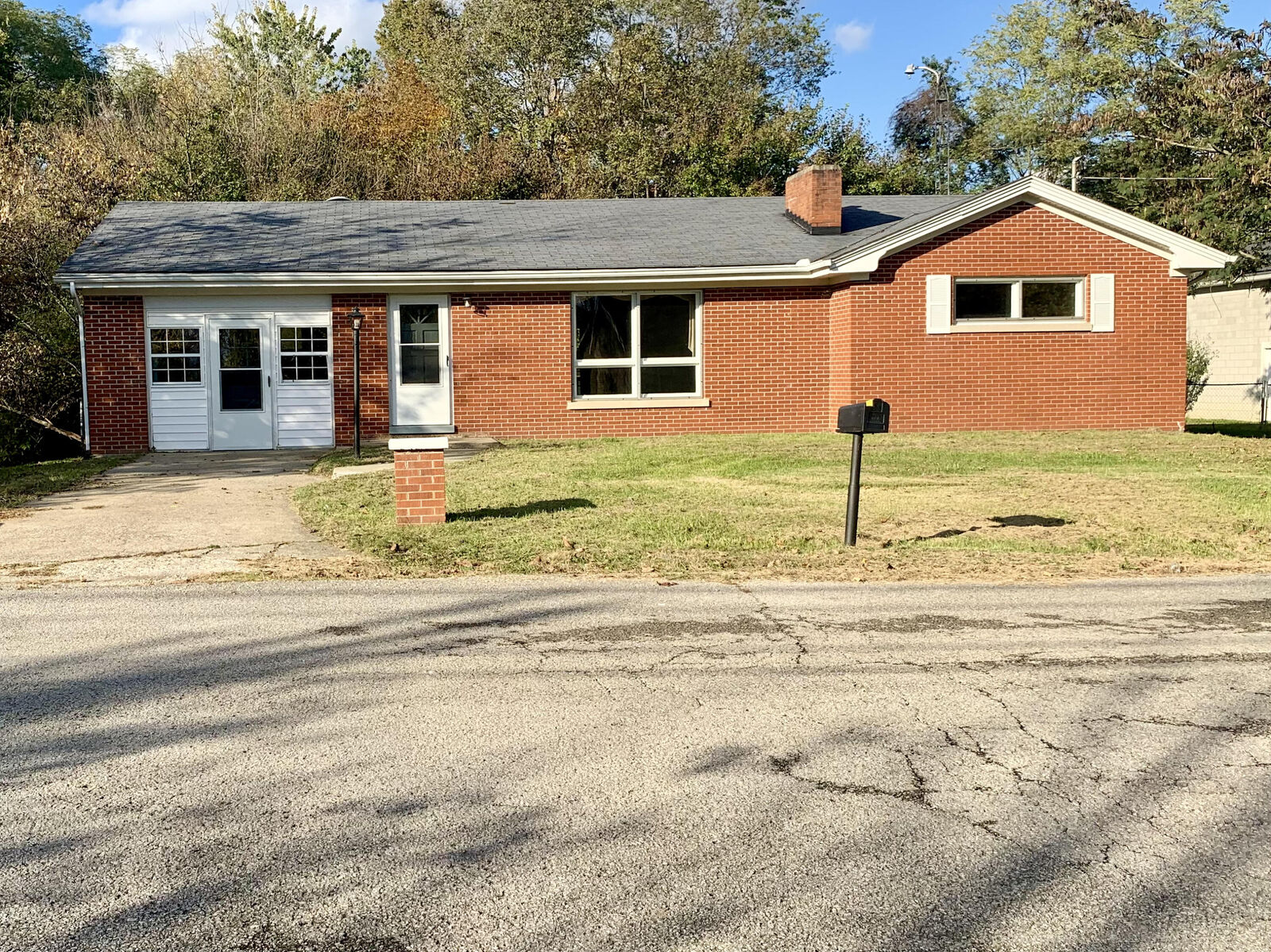 Property Photo:  126 Oliver Drive  KY 40475 