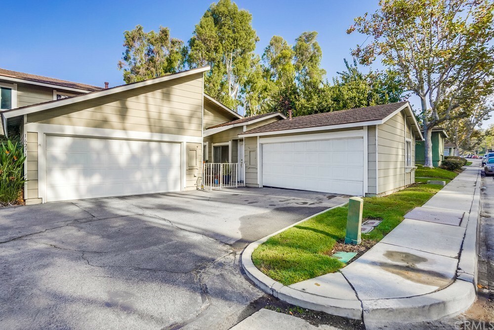 Property Photo:  16273 Sierra Ridge Way  CA 91745 