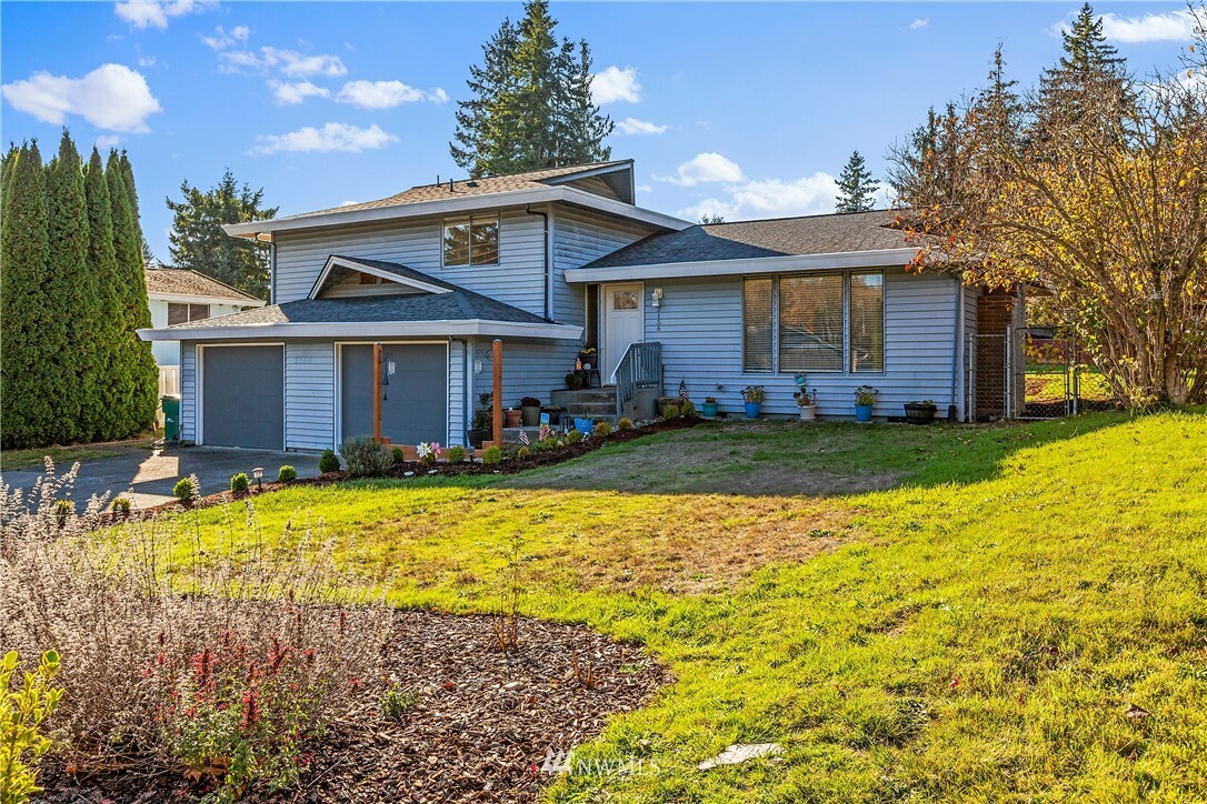 Property Photo:  2156 Jefferson Avenue SE  WA 98366 