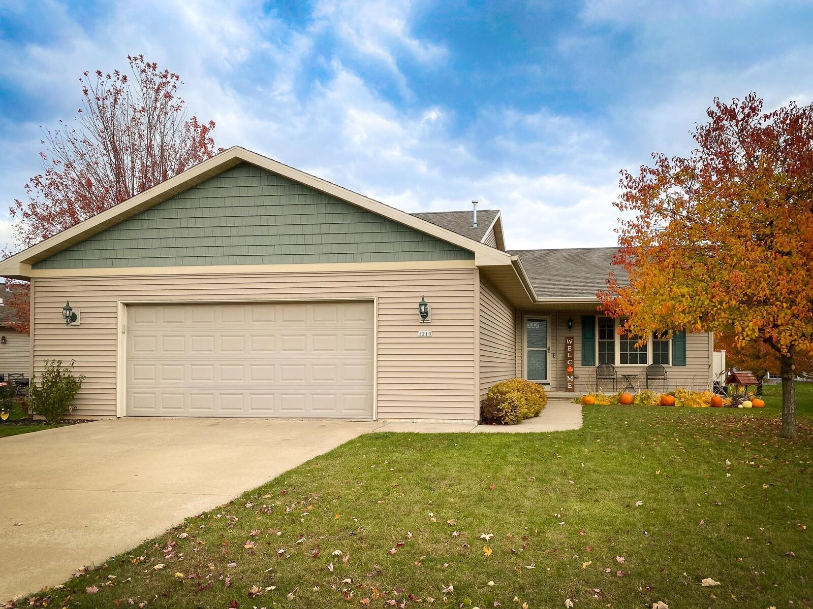 Property Photo: 1210 Heidi Haven Drive WI 54904-5944