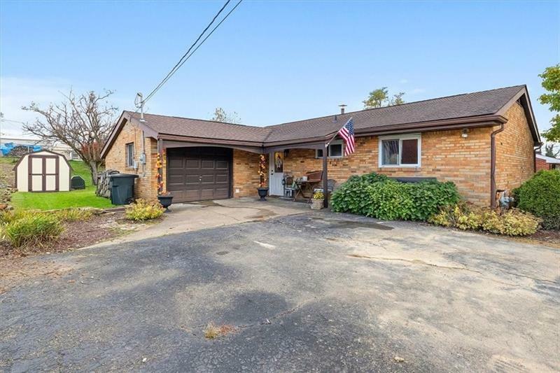 Property Photo:  119 Longview Drive  PA 15642 