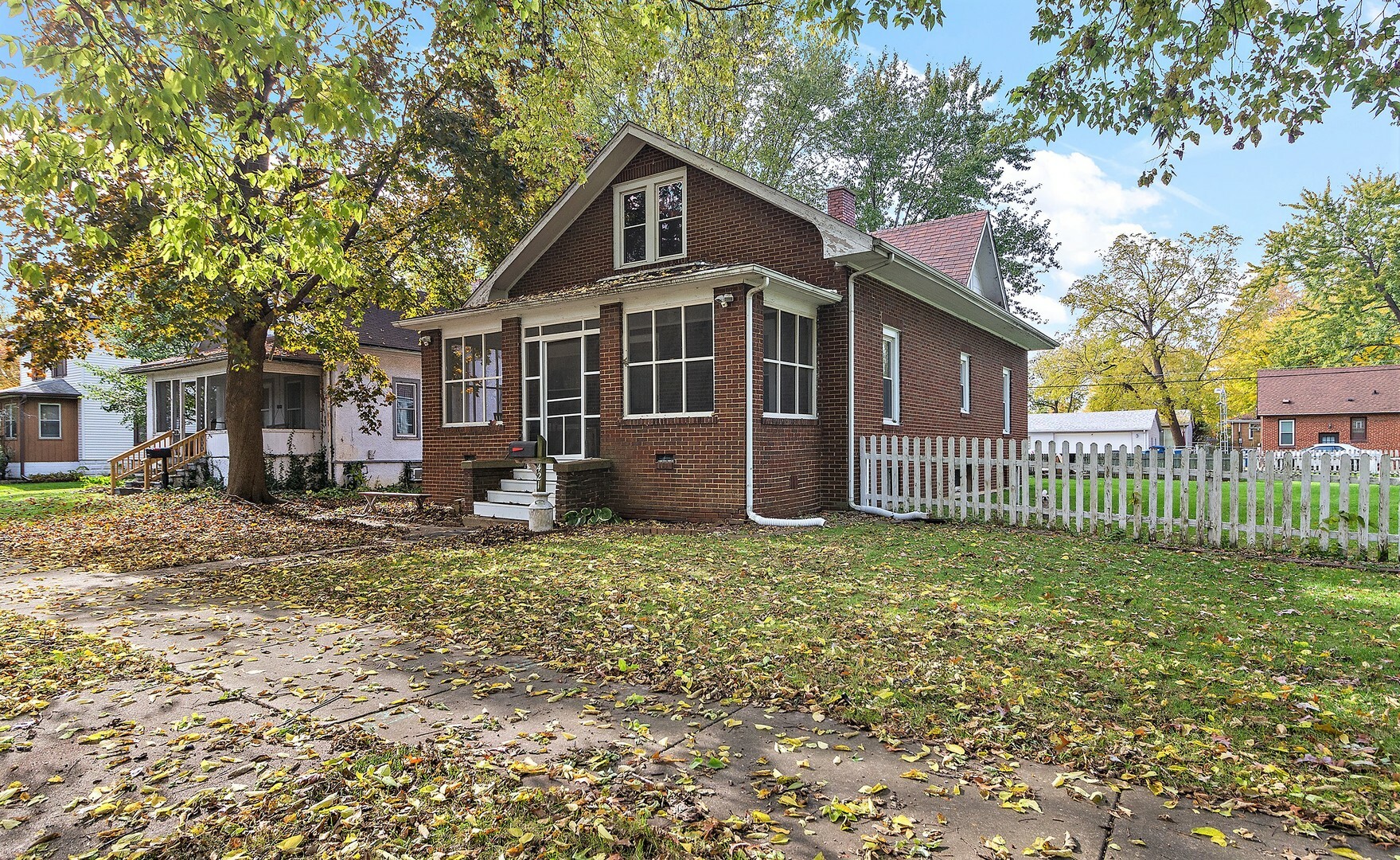 Property Photo: 421 S Fraser Avenue IL 60901