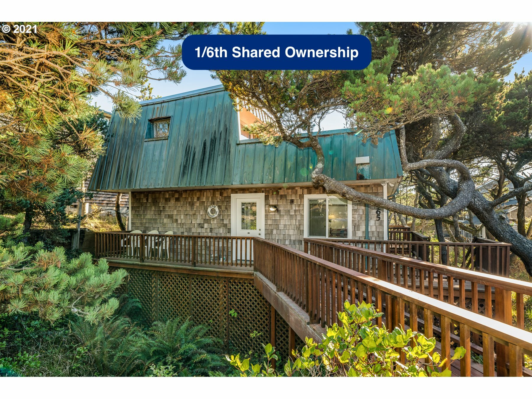 Property Photo: 8965 Spindrift Ln OR 97130