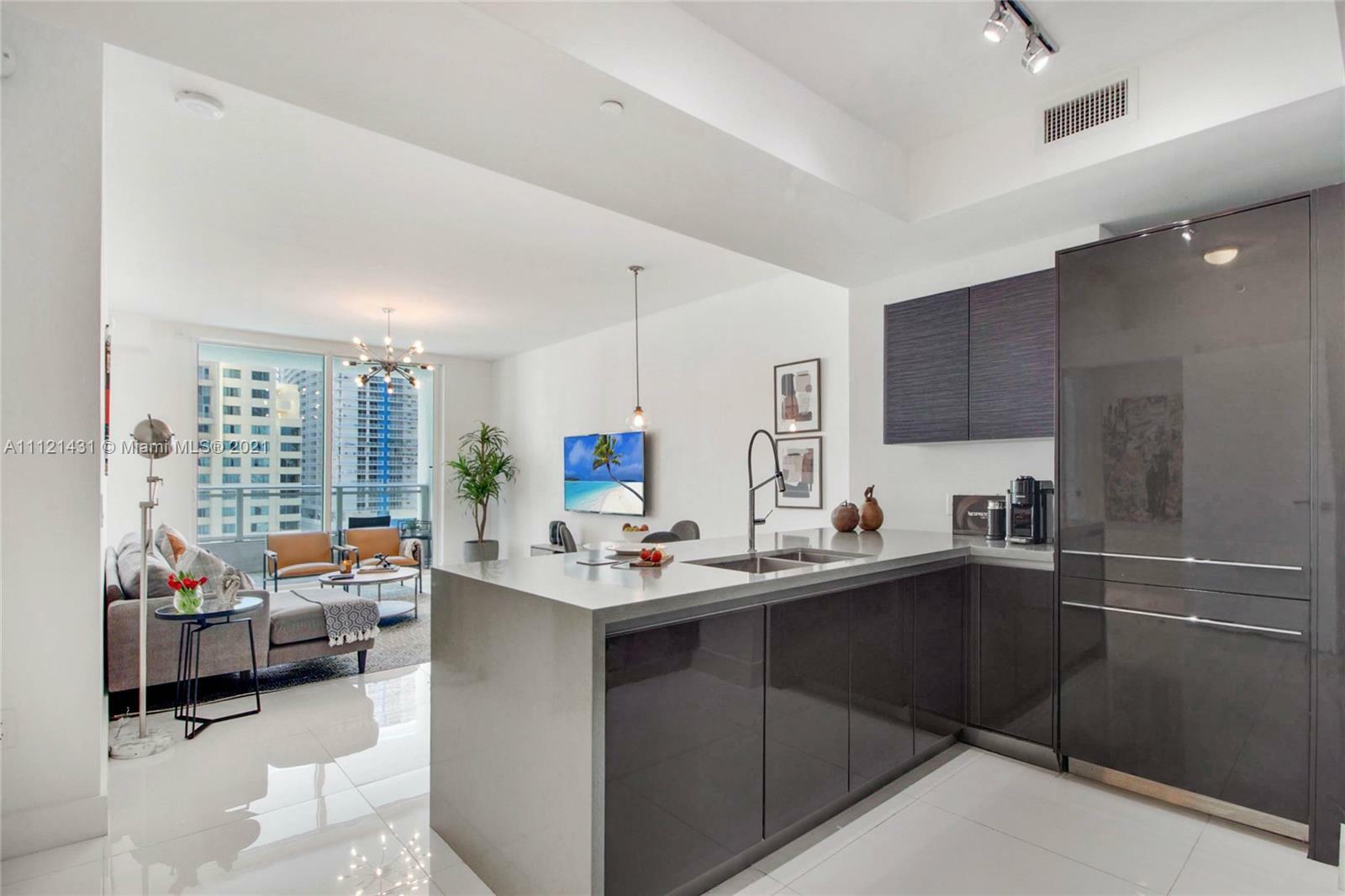 Property Photo:  1080 Brickell Ave 1504  FL 33131 