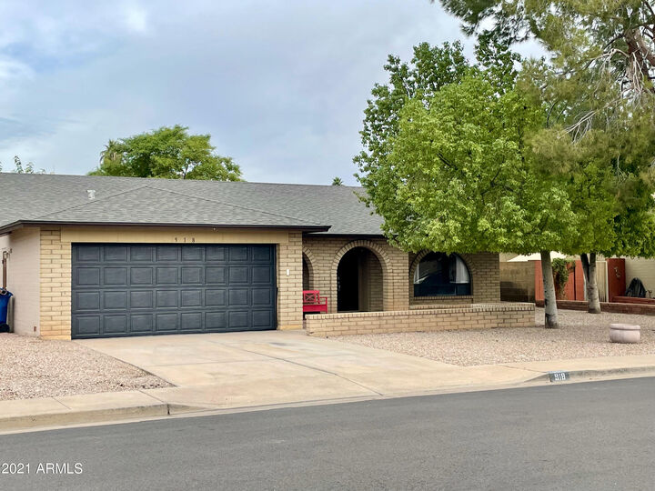 Property Photo: 918 W Pampa Avenue AZ 85210