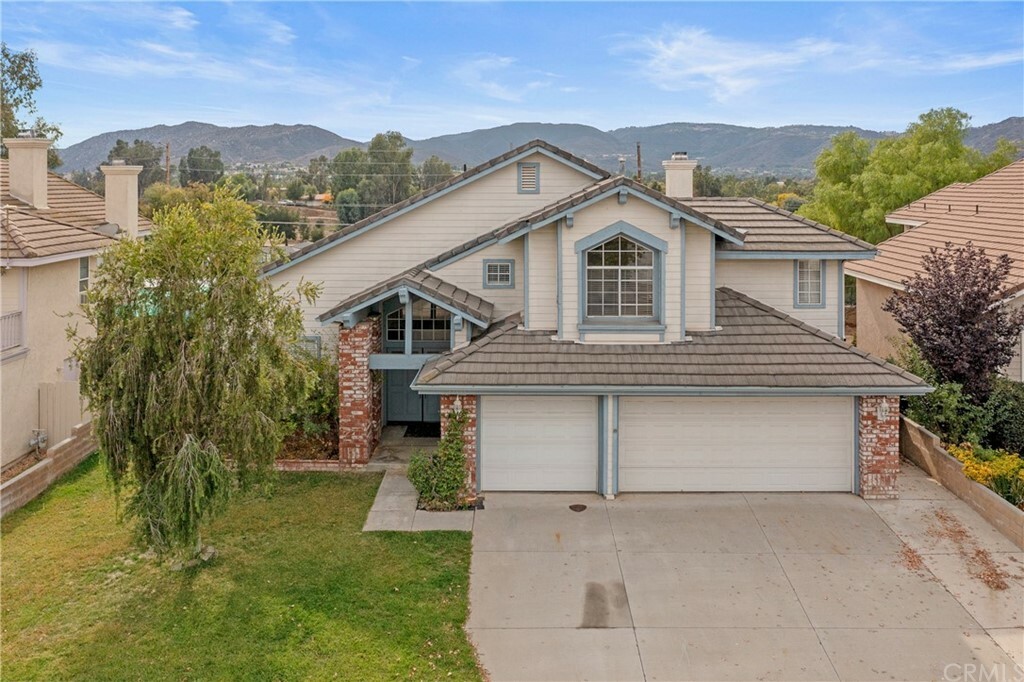 Property Photo:  22995 Wing Elm Circle  CA 92595 