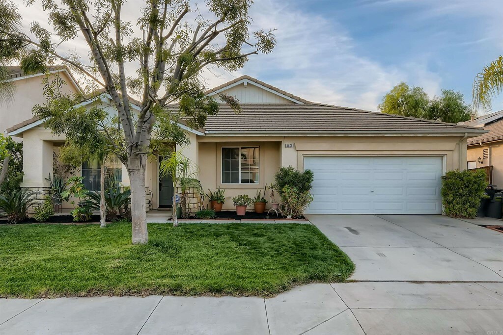 Property Photo:  3458 Windmill Ct  CA 92571 