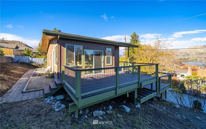 Property Photo:  213 S East Center Street  WA 98816 