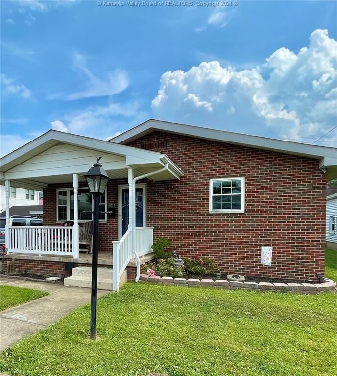 Property Photo:  4013 Van Sant Street  WV 25704 