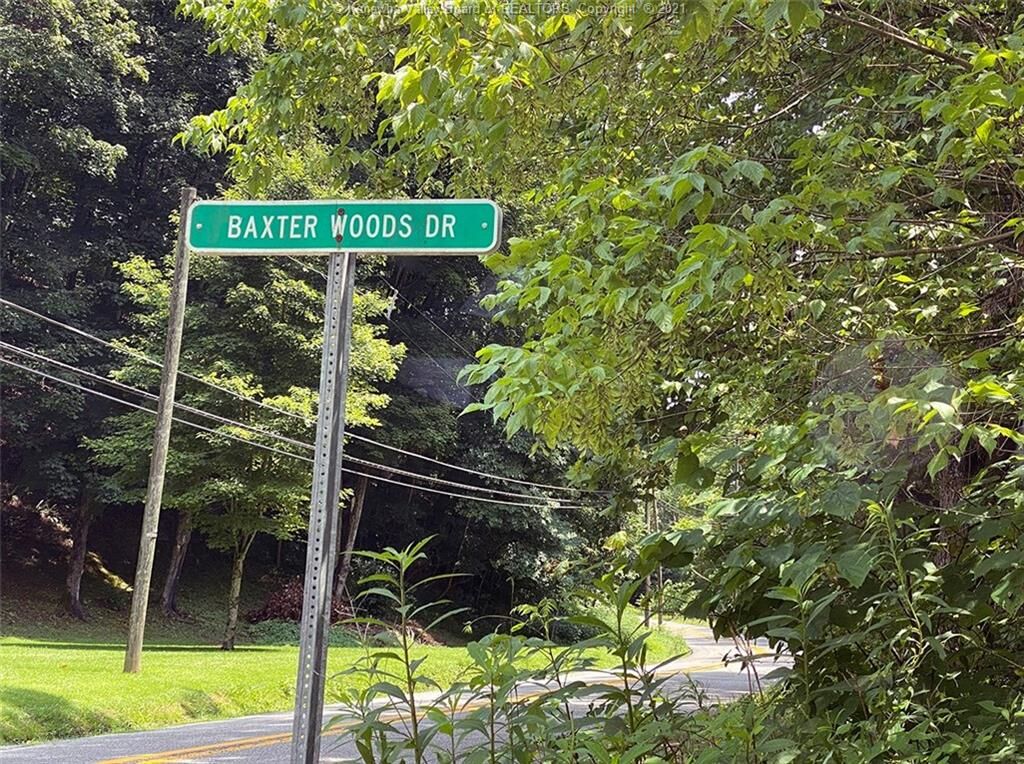 Property Photo: 179 Baxter Woods Drive WV 25312