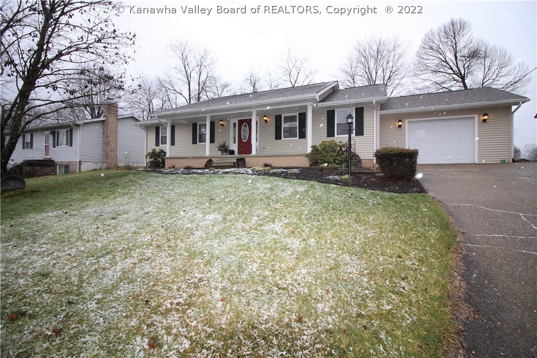Property Photo: 136 Timberlake Circle WV 25560