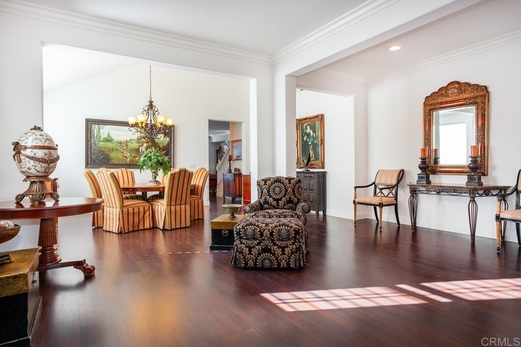 Property Photo: 1027 Vista Pointe Blvd CA 92057
