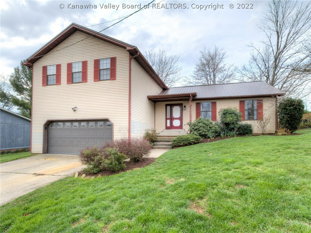 Property Photo: 5253 Glow Drive WV 25313