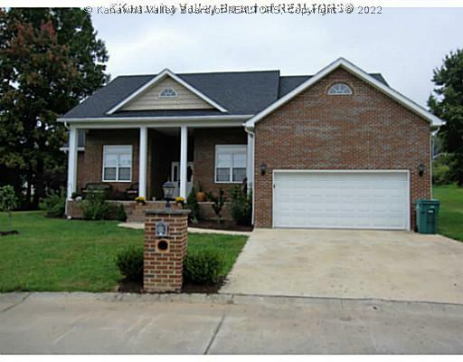 Property Photo: 311 Glen Oaks WV 25526